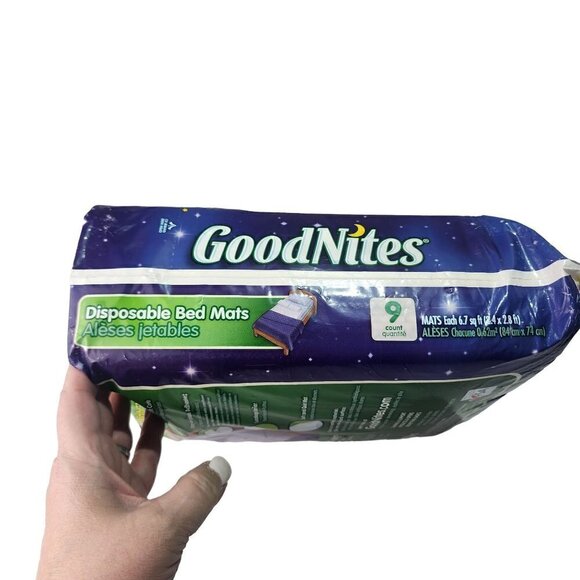NEW GoodNights Disposable Bed Mats - Open Box - 2.4’x2.8’ - 9 Count - Picture 4 of 13